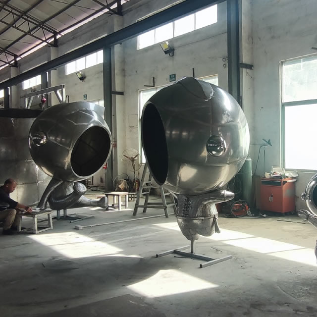 不锈钢动漫IP卡通雕塑