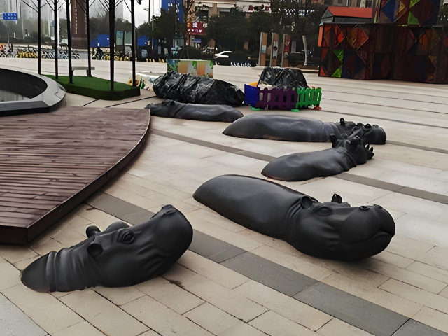 凝固的诗意广场玻璃钢河马雕塑的定制艺术