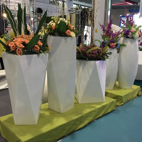 商场落地玻璃钢花瓶