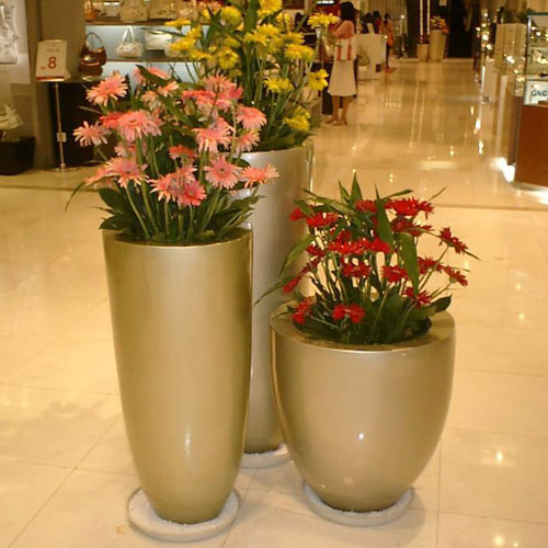 金色玻璃钢室内装饰花盆