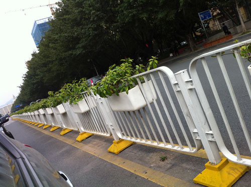 道路绿化悬挂式花盆