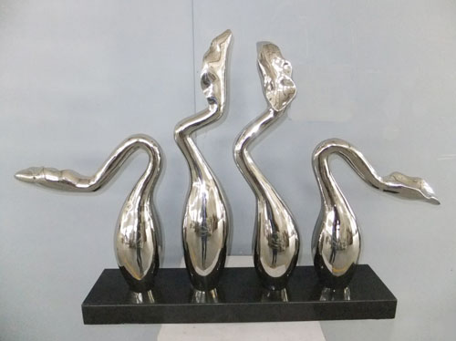 不锈钢小型抽象雕塑