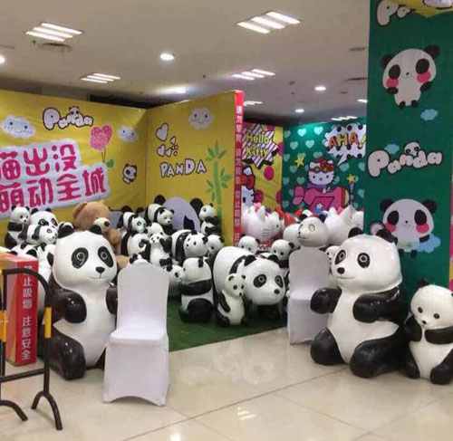 玻璃钢熊猫雕塑