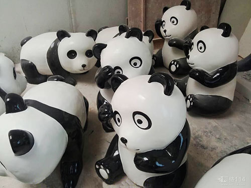 玻璃钢熊猫组合雕塑