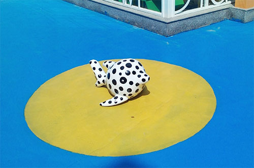 玻璃钢小海豚雕塑