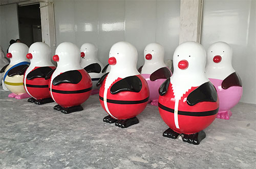 玻璃钢企鹅组合雕塑