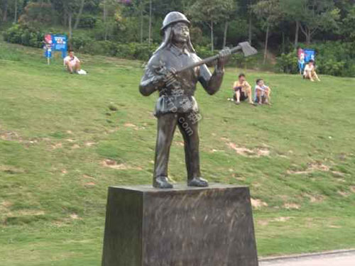 公园玻璃钢仿铜雕塑