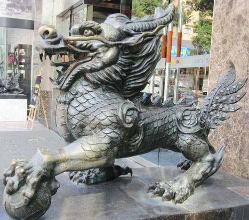 铜艺雕塑工艺品