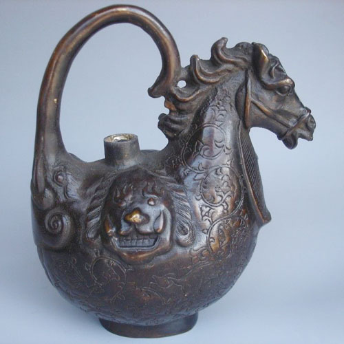 铜艺仿古水壶雕塑