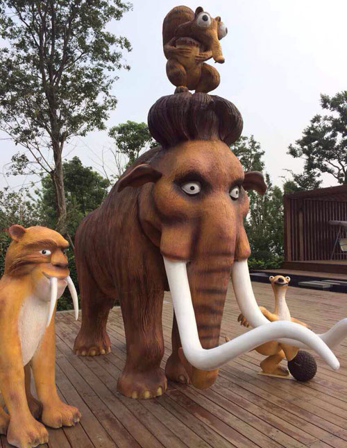 玻璃钢卡通动物雕塑