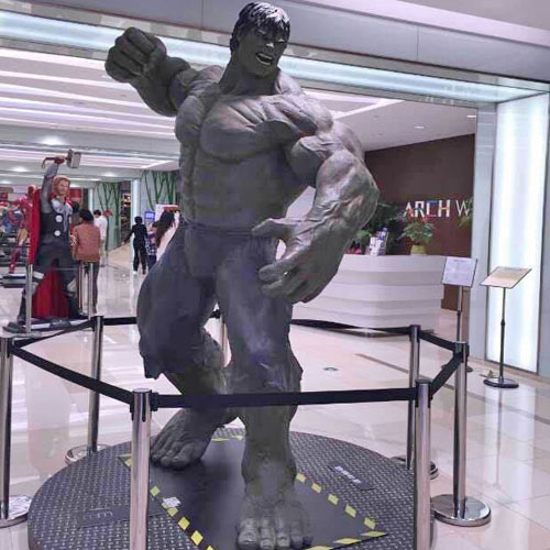 影城巨人玻璃钢雕塑