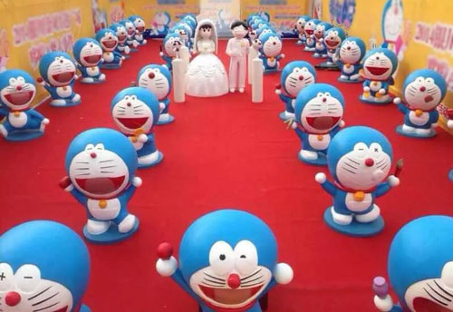 动漫卡通小猫玻璃钢雕塑