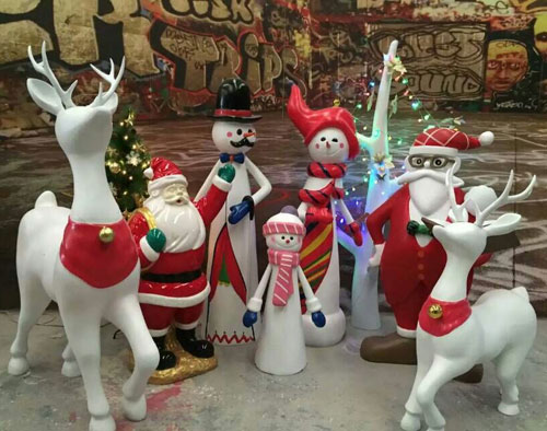 卡通小雪人组合玻璃钢雕塑