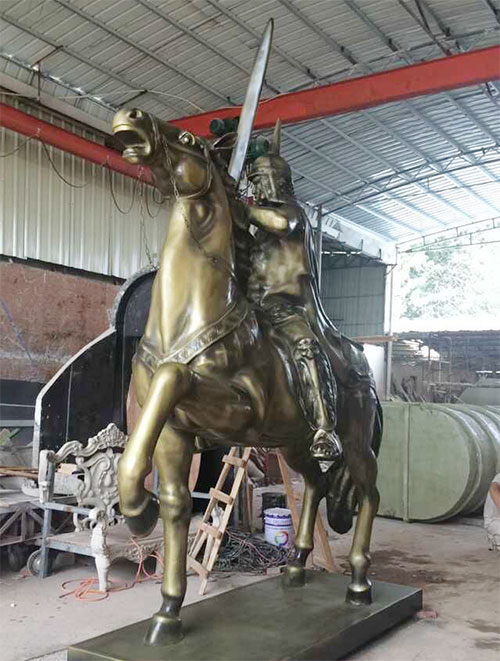 人物雕塑的艺术优势