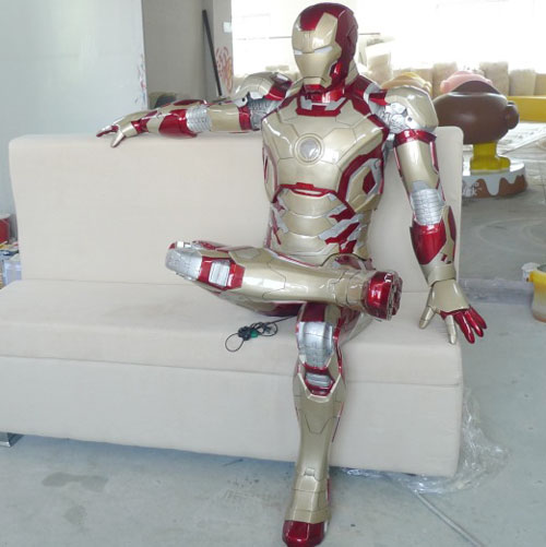 玻璃钢影视铠甲雕塑