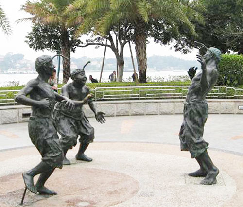 学校玻璃钢人物雕塑