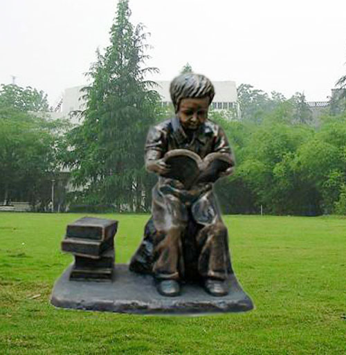 学校玻璃钢学习雕塑